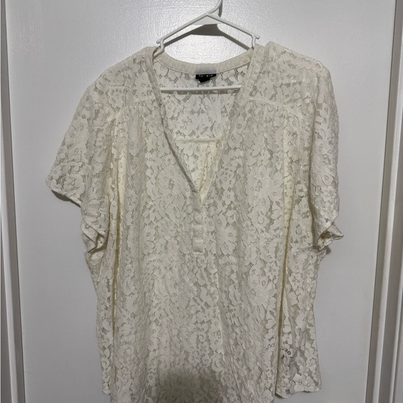 Torrid Cream Short Sleeve Relaxed Blouse - Picture 1 of 1